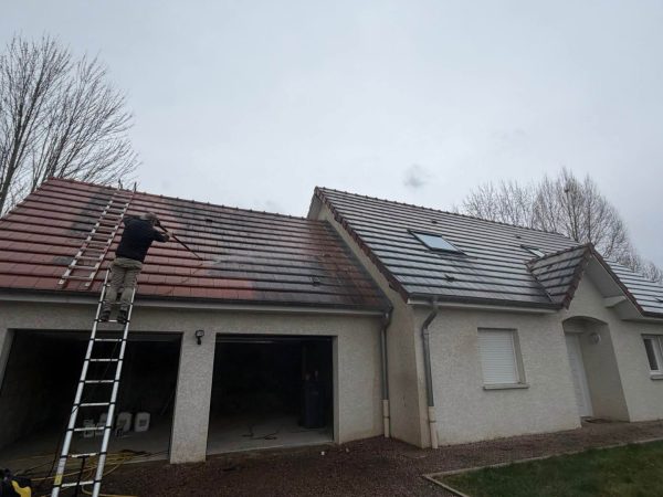 Réalisation : intervention de dépannage après infiltration en toiture